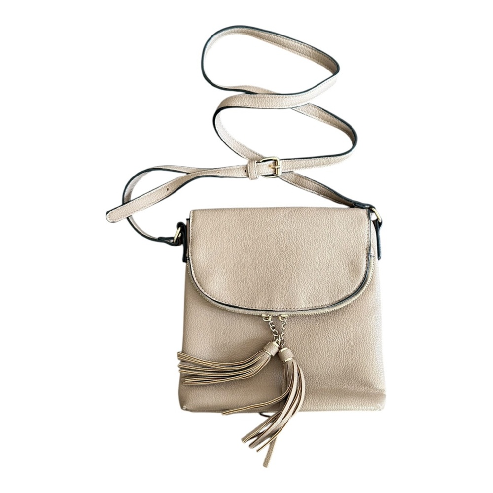 Brentano Vegan Leather Crossbody Purse Bag Flap Gold Tassels Tan Camel 9…